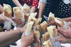 Массовое отравление шаурмой в Киеве: количество пострадавших увеличилось до 70