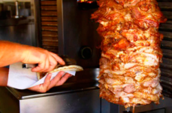 Отруєння шаурмою у Києві: кількість постраждалих зросла до 71