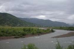 У річці на Закарпатті знайшли тіла двох дітей