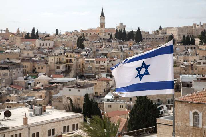 Израиль прекратил поставки горючего и газа в Сектор Газа
