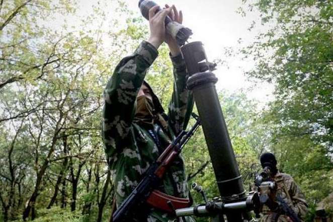 Терористи біля Мар'їнки відкрили вогонь по українських позиціях 