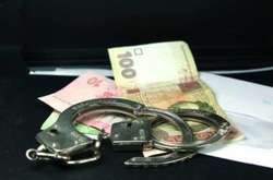 На Житомирщині «на гарячому» затримали копа-хабарника