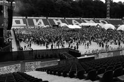 Черно-белый Киев. Лидер Massive Attack опубликовал сделанные в столице Украины фото