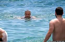 Колишній футболіст збірної України протягом місяця відпочивав в анексованому Криму