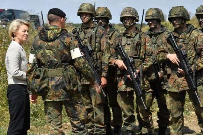 Більшість німців підтримує повернення призову до армії