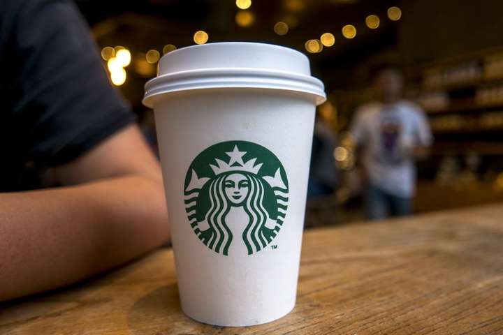 У  Starbucks стверджують, що криптовалюту в кав'ярнях поки не приймають 