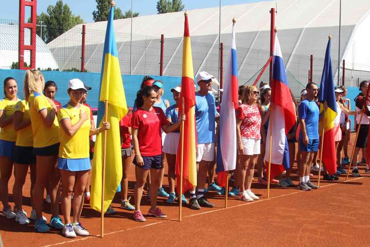 Літній кубок Європи (U16) з тенісу: Україна зіграє в півфінальному матчі