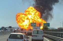 В Болонье в результате взрыва погибли два человека и пострадали минимум 65