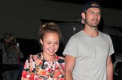 Стало известно с кем встречается Хайден Панеттьери