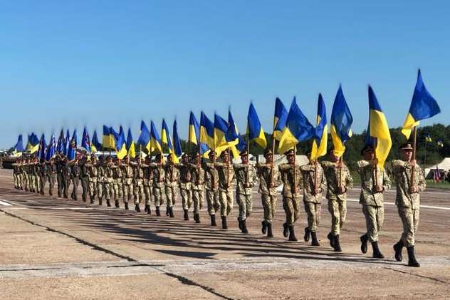 В Киеве на День независимости покажут новое оружие и военную технику