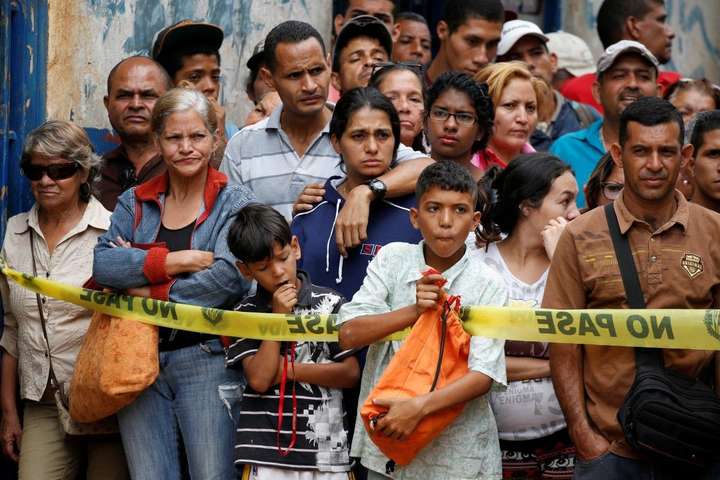 Бразилія закрила кордон з Венесуелою через епідемію кору 