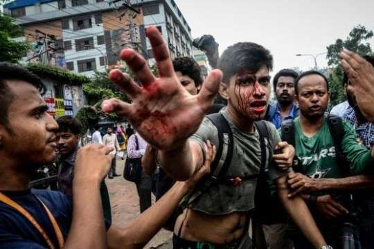 Протест студентів у Бангладеш: поліція застосувала газ та гумові кулі