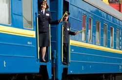 «Укрзалізниця» призначила додаткові поїзди до Дня Незалежності 