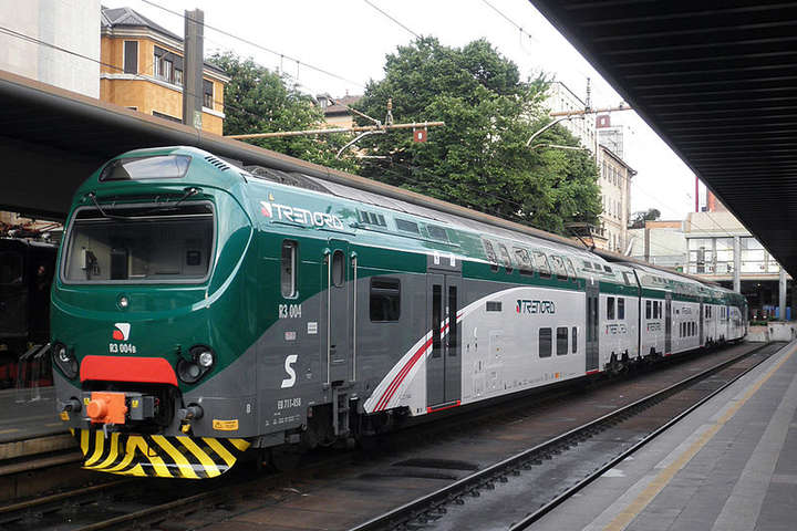 В Італії спалахнув скандал через антиромське оголошення в поїзді 