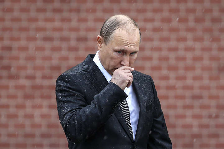 В России снижается уровень поддержки внешней политики Путина - социологи