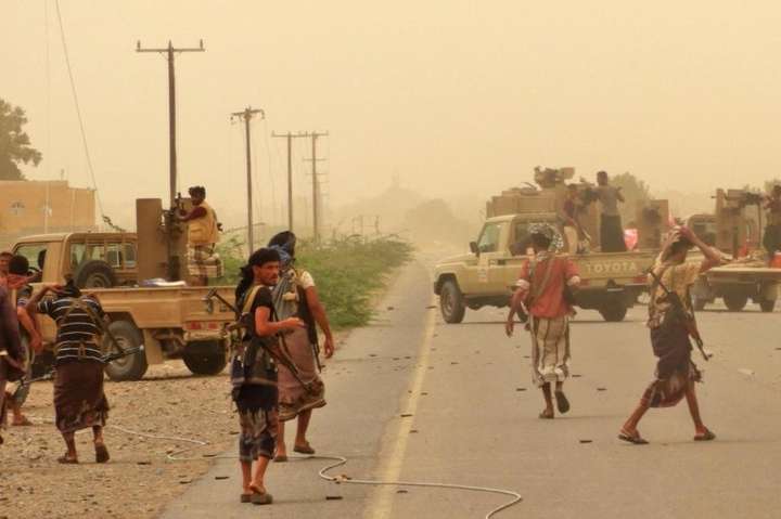 Арабська коаліція у Ємені підбила автобус з дітьми: 20 осіб загинули, ще 35 поранені