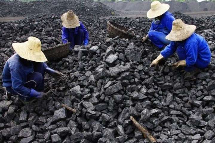 Три південнокорейські компанії імпортували вугілля із КНДР