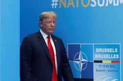 Донадьд Трамп на саміті НАТО в Брюсселі