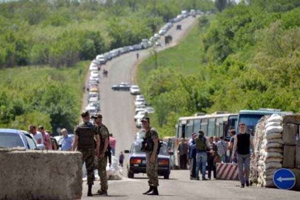 Пункт пропуску Станиця Луганська тимчасово закриють 