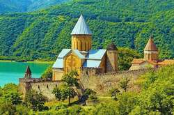 Грузію протягом року відвідала рекордна кількість російських туристів