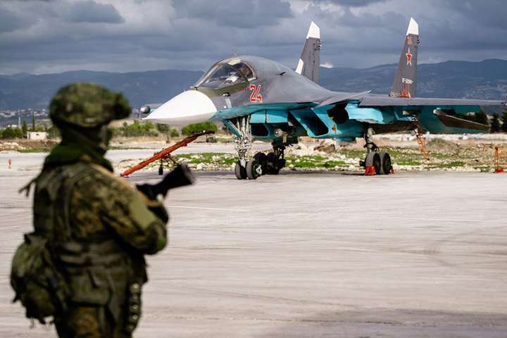 <p>Російська авіабаза Хмеймім у Сирії</p> - Сирійські повстанці намагалися атакувати авіабазу РФ