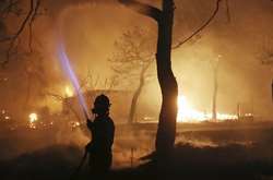 Лісові пожежі у Греції: на острові Евбея оголошено надзвичайний стан