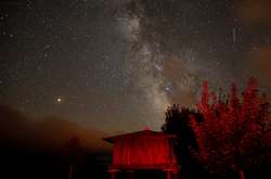 На Землі помилувалися найбільшим зорепадом року: з’явилися фото 