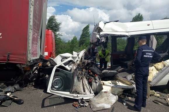 ДТП із 10 загиблими на Житомирщині сталася, бо водій маршрутки заснув – поліція