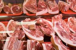 Держстат підрахував, на скільки цього року подорожчало м’ясо