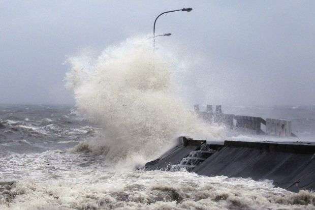У Китаї через тайфун евакуювали понад 200 тисяч людей