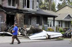 Американець на літаку врізався у власний будинок