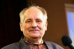 В Івано-Франківську помер письменник і політик Степан Пушик