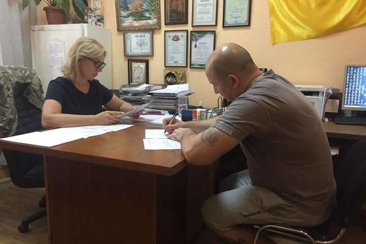 Двоє росіян у СІЗО Києва попросили обміняти їх на українського політв’язня