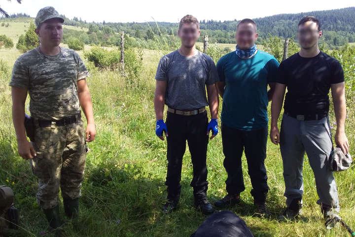 На українському кордоні з Польщею затримали чотирьох порушників