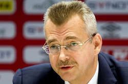 Голова правління «Славії» закликав Суркіса залишити посаду в УЄФА, але потім видалив повідомлення