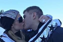 Пэрис Хилтон и Крис Зилка отложили свадьбу на следующий год