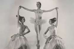 Сеть покорила коллекция винтажных фотографий с невероятными танцорами