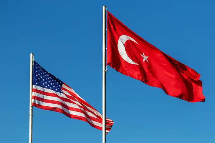 США пригрозили Туреччині новими санкціями