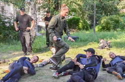 Поліцейські з Луганщини проходять в Дніпрі курси з тактичної медицини