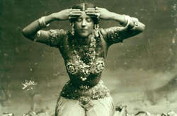 Танцоры из прошлого. Сеть покорила коллекция ярких винтажных фотографий