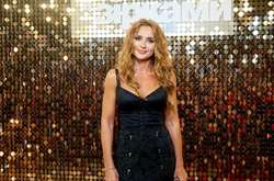 Оксану Марченко на презентации «Танцев со звездами» встретили протестами и криками «ганьба!»