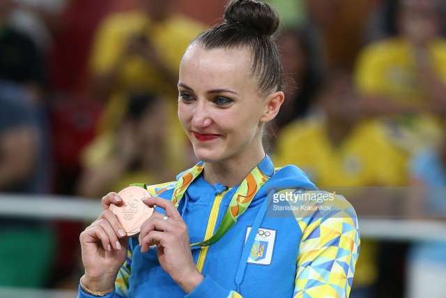Українська чемпіонка світу з художньої гімнастики завершила кар’єру 