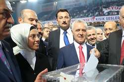 Президента Туреччини Ердогана переобрали головою правлячої партії
