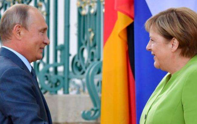 Меркель заявила, що Україна повинна залишитися транзитером газу в ЄС