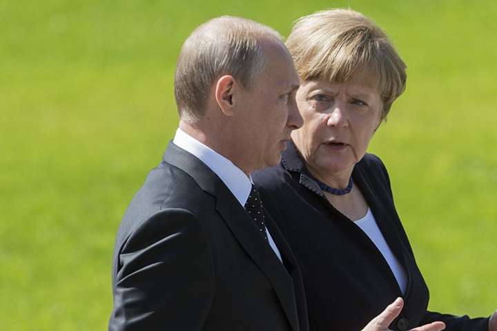 Зустріч Путіна і Меркель завершилася: переговори тривали три години