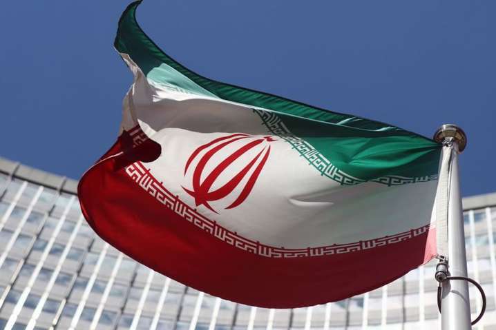 Іран представить новий винищувач