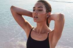 Модель Victoria's Secret Лили Олдридж ждет второго ребенка