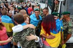 В Україні стартувала національна кампанія подяки військовим «Завдяки тобі»