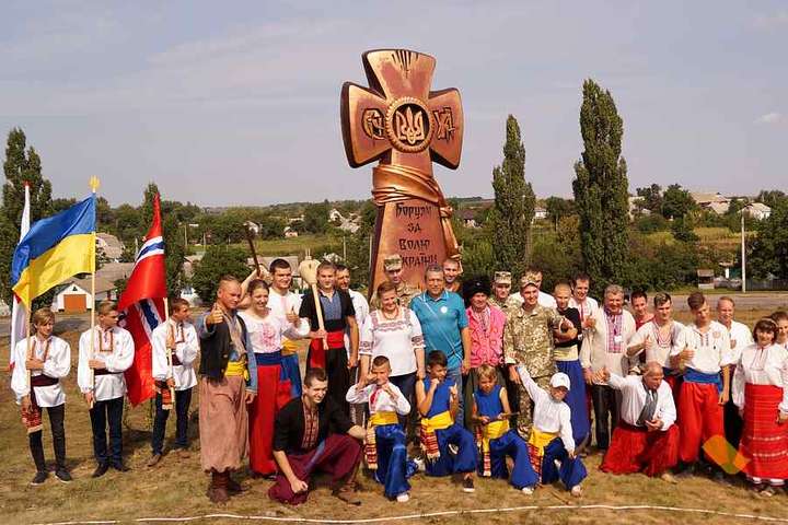 Козаки вшанували місцину на Вінниччині, з якої розпочалась «нова Україна»