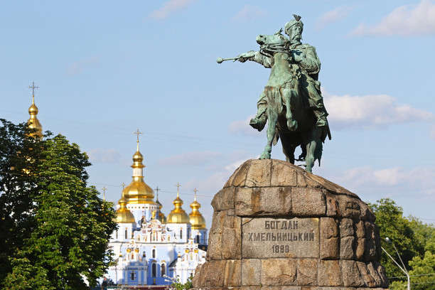 На Софійській площі відбудеться Clean day: буде відмито пам’ятник Хмельницькому